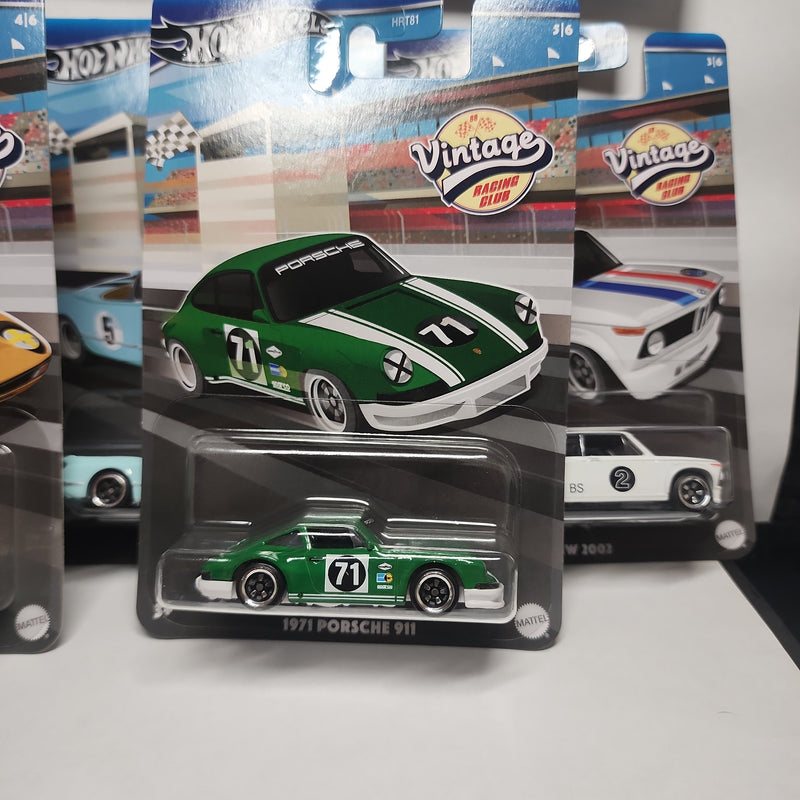 New Hot wheels Vintage Racing Club set