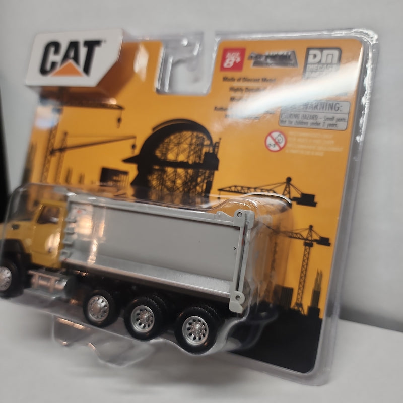 Cat machines 1.64 Dump Truck