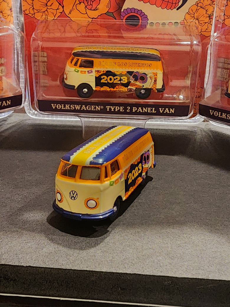 Greenlight Exclusive Volkswagen Type 2 Panel Van