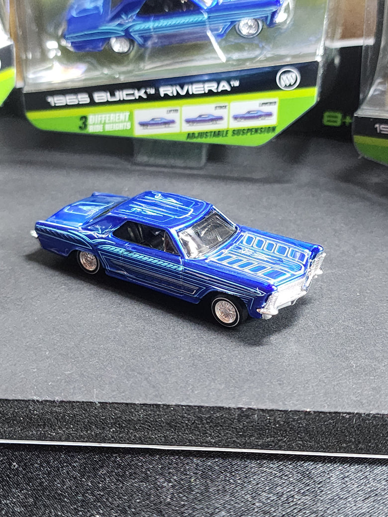 Maisto 1.64 Lowriders Buick Rivera