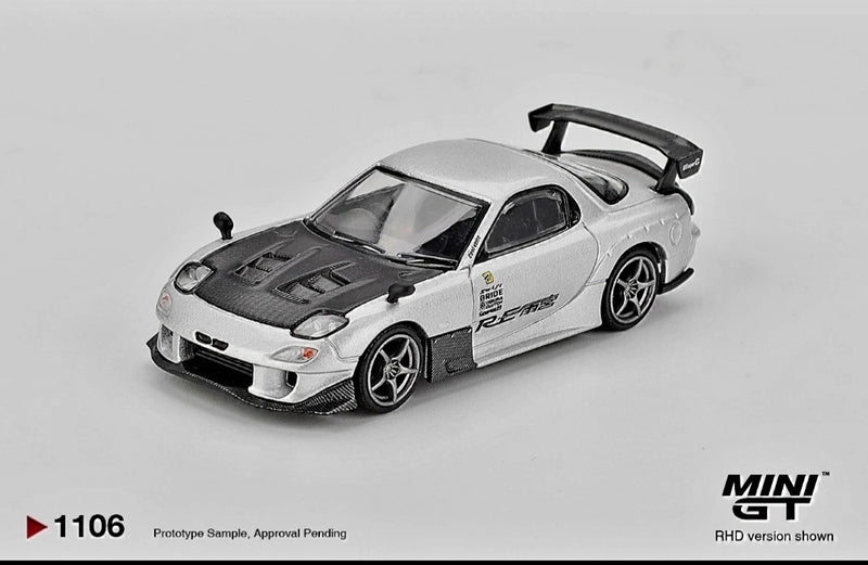 Mini GT 1.64 Mazda RX-7