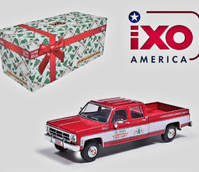IXO 1.64 GMC Sierra Grande Holiday Special Edition
