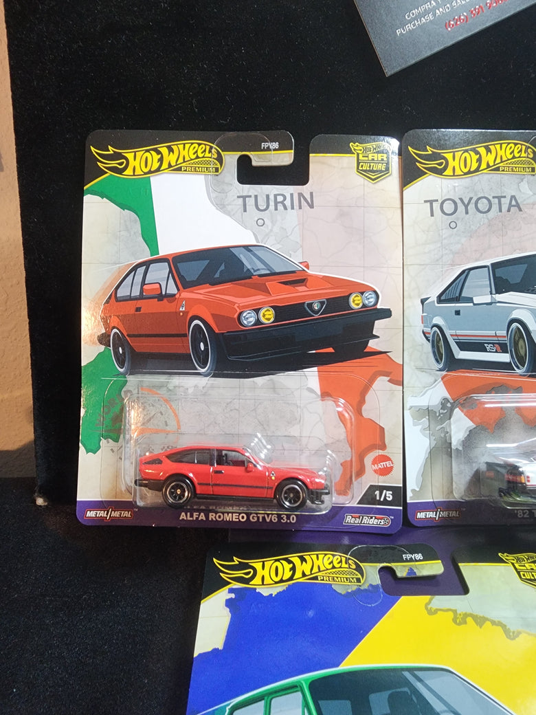 Hot wheels premium car culture set 5 cars