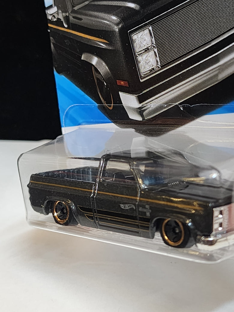 Hot wheels 83 Chevy Silverado