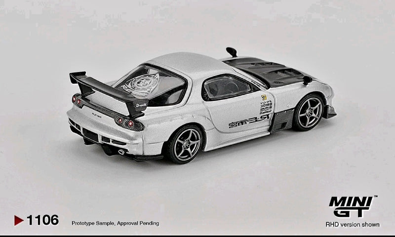 Mini GT 1.64 Mazda RX-7