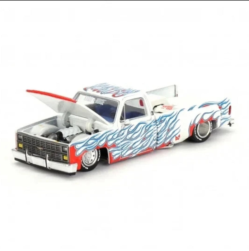 Kaido house 1.64 Chevrolet Silverado Dually